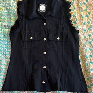 Elegant Black Sleeveless Button-Down Shirt